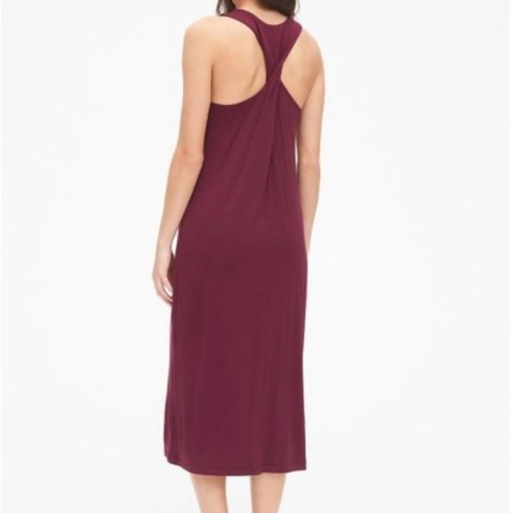 🔴SOLD🔴 Gap Burgundy Twist Back Dress